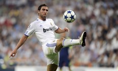 米兰-奇迹之夜，泰国队险胜韩国队，安赛龙关键制胜改写羽坛格局