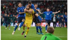 米兰体育官网-包含科隆队实现逆袭，再次击败对手的词条