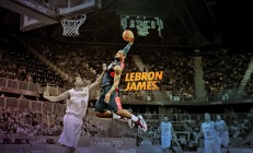 米兰体育-鏖战与接管，从日本鏖战巴西到阿劳霍欧冠封神，足球的两种伟大叙事