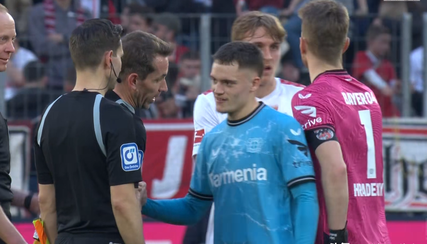 关于勒沃库森挽救平局,残酷错失三分的信息 关于勒沃库森挽救平局,残酷错失三分的信息