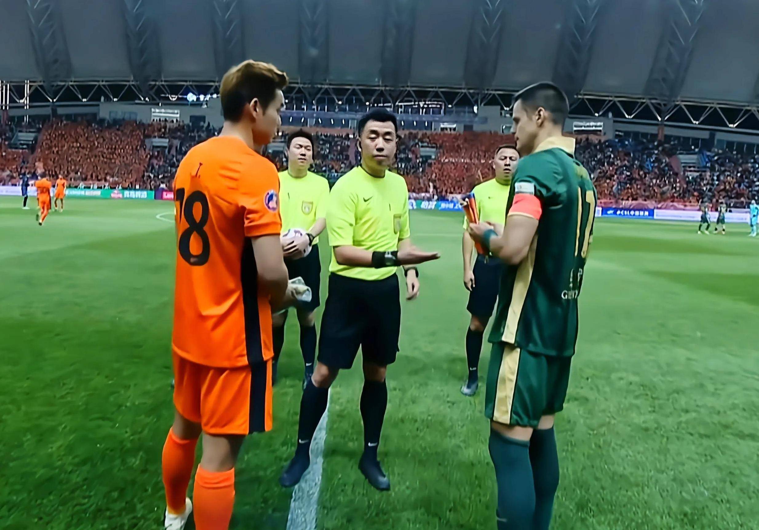 河北华夏幸福不敌深圳佳兆业，球队陷入保级泥潭的简单介绍