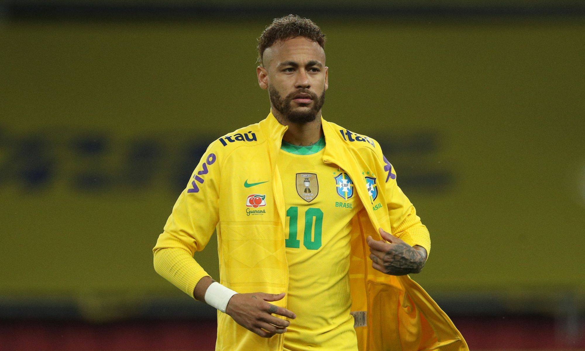 巴西完胜乌拉圭，法比尼奥惊艳四座的简单介绍